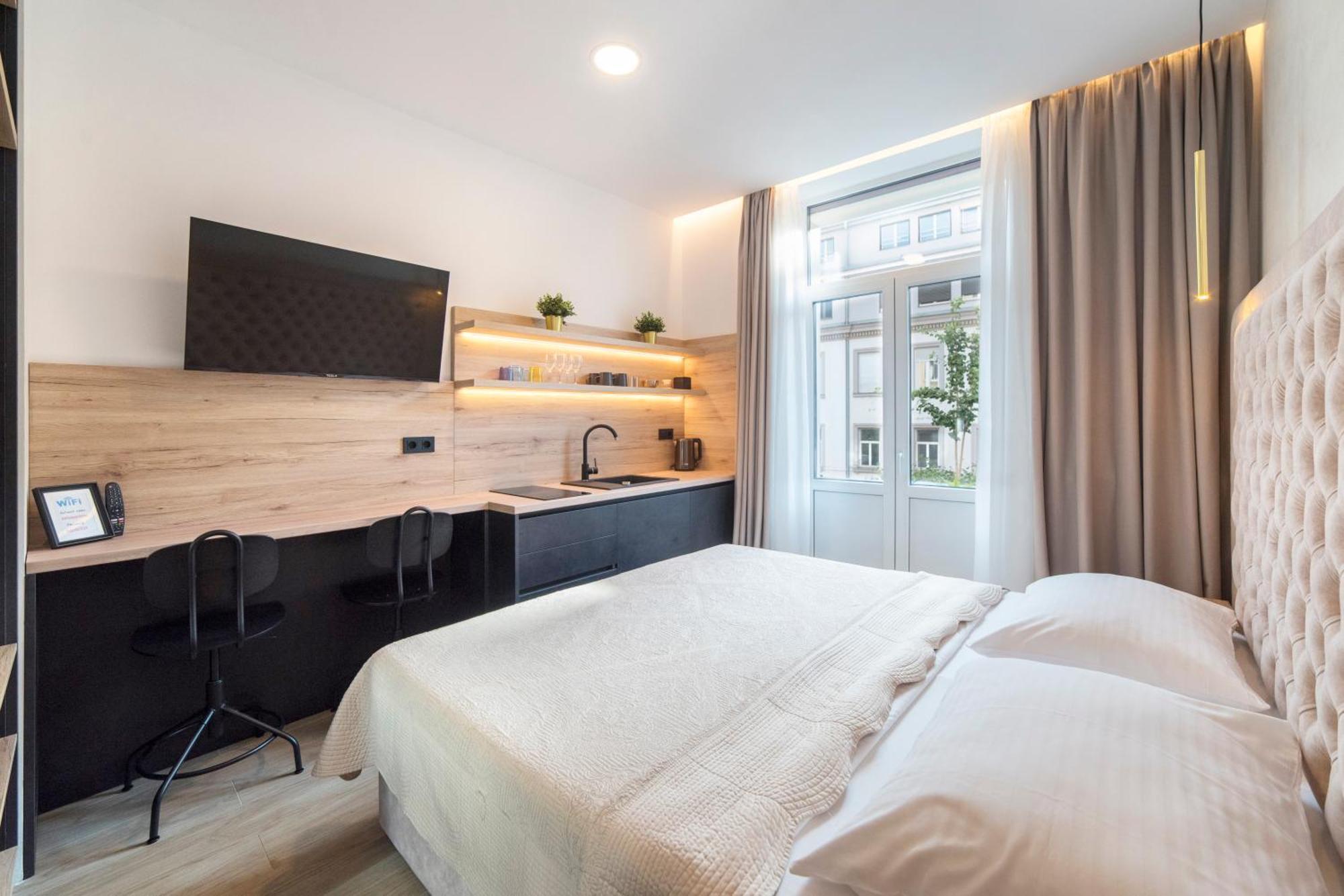 Evita Accommodation 자그레브 외부 사진
